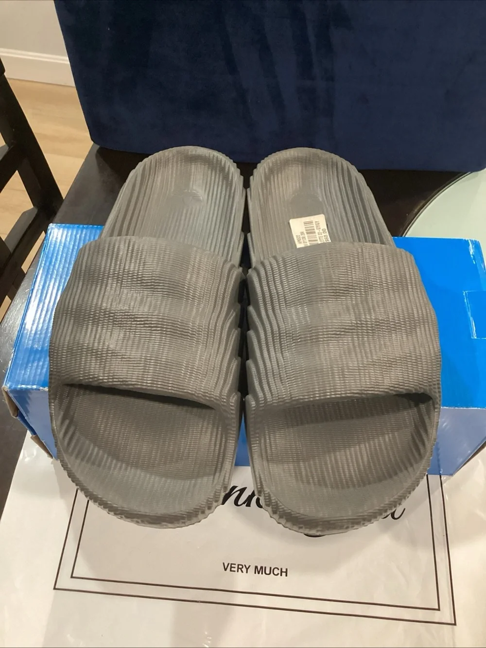 Adidas Adilette 22 Grey Slides Men’s Size 8 HP6522 NIB